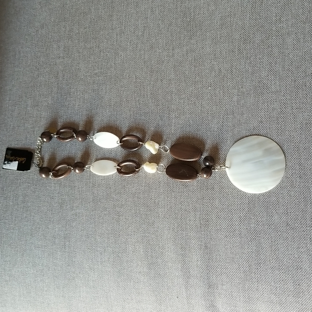 Cookie Lee Mother of Pearl necklace